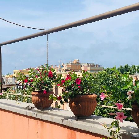 Penthouse Sea View Leilighet Lido di Ostia Eksteriør bilde