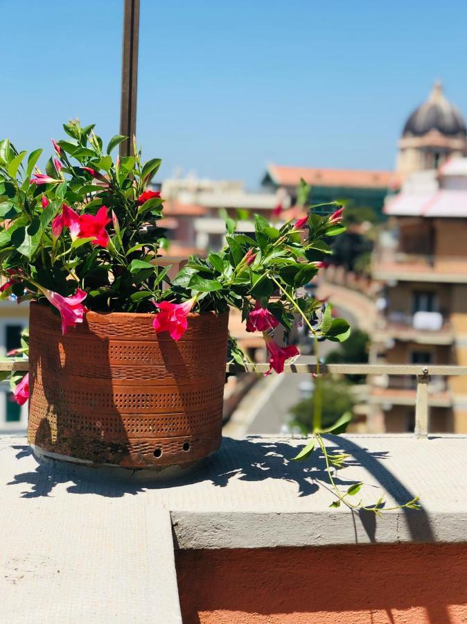 Penthouse Sea View Leilighet Lido di Ostia Eksteriør bilde